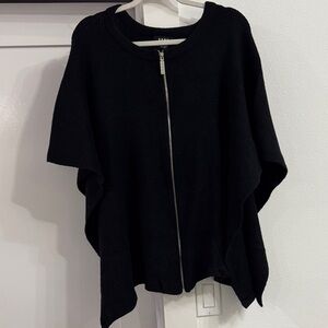 DKNY Classy Black Zippered Poncho size OSFM